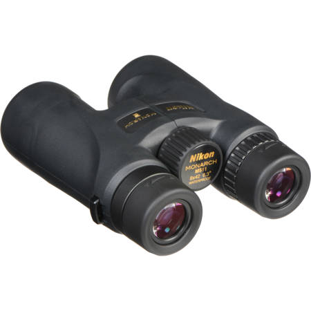 Nikon　monarch　8×42、6.3 Nikon 8x42 Monarch 5 Roof Prism Binocular, 6.3 Degree Angle of