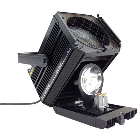 NRG 1000 watt, 120 volt 3200°K Quartz Lamp for the Fresnel 10FS1000 Light.