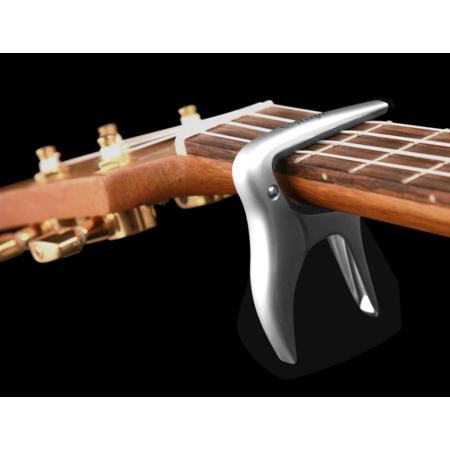Ortega Guitars Flat Capo for Ukulele & Banjo Fretboards, Gloss Chrome