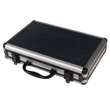 Outers 32-Piece Universal Aluminum Case Cleaning Kit
