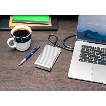 OWC Express 1M2 USB4 80Gb/s Portable Bus-Powered NVMe M.2 External