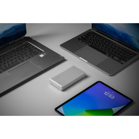 OWC Express 1M2 USB4 80Gb/s Portable Bus-Powered NVMe M.2 External