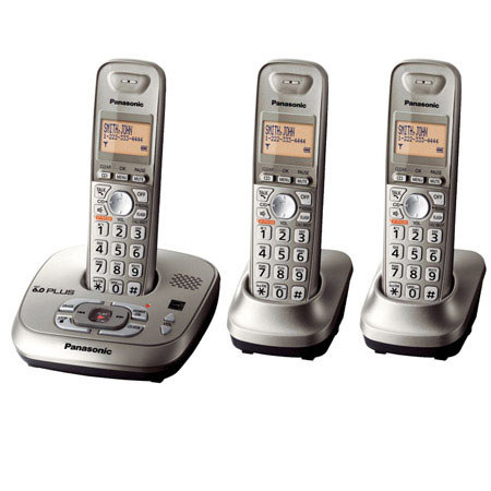 Panasonic KX-TG4023N DECT 6.0 Cordless Answering System with 3 Handsets, Gold