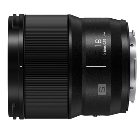 Panasonic LUMIX S 18mm F1.8 S-S18 Lマウント Amazon.com : Panasonic LUMIX S-S18 Full Size Mirrorless