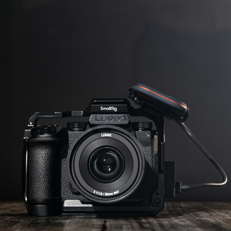 Panasonic LUMIX S5IIX Mirrorless Camera DC-S5M2XBODY - Adorama Panasonic LUMIX S5IIX Mirrorless Camera DC-S5M2XBODY - Adorama