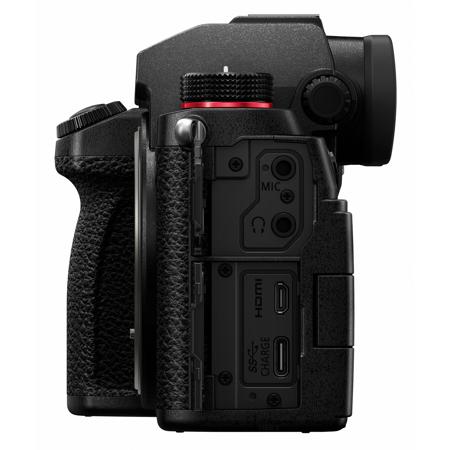Panasonic - パナソニック　LUMIX DC-S5 ボディ　1173ショット LUMIX「DC-S5」レビュー。シリーズ最小＆最軽量のフルサイズ