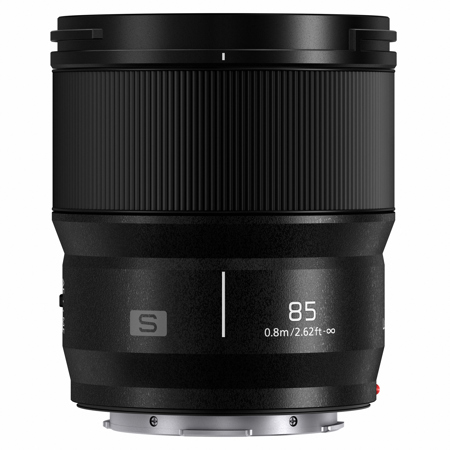 Panasonic Lumix S 85mm f/1.8 Lens for L Mount with Essentials