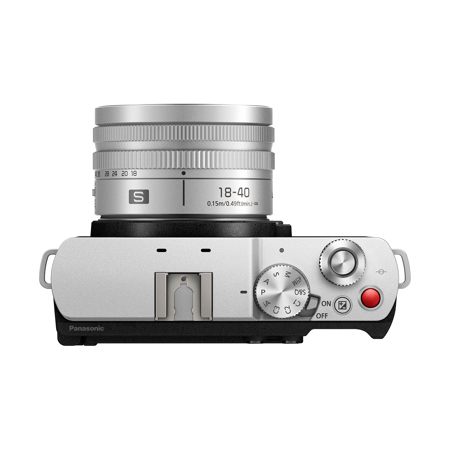 Panasonic LUMIX S9 Mirrorless Camera with 18-40mm f/4.5-6.3 Lens