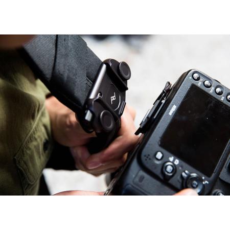 Peak Design Capture, Black CP-BK-3 - Adorama