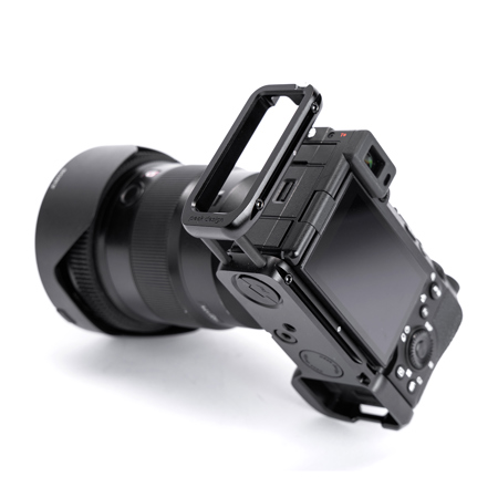Peak Design Field Bracket for Sony A7C ii Camera