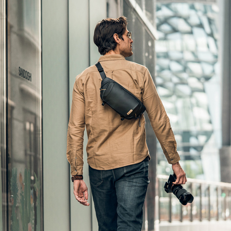 PGYTECH OneGo Solo Sling Bag, Obsidian Black