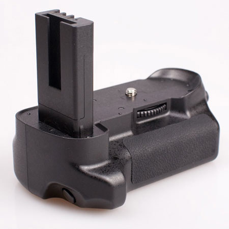 Phottix BG-D5000 Battery Grip with Vertical Button