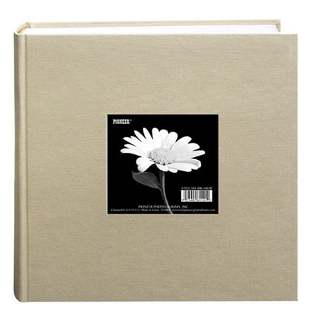 Pioneer Bi-Directional Cloth Frame Photo Album Holds 200 4x6" Photos ,Beige