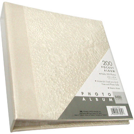 MBI M B I 873032 Embossed Gardenia Bound Album,4x6-200