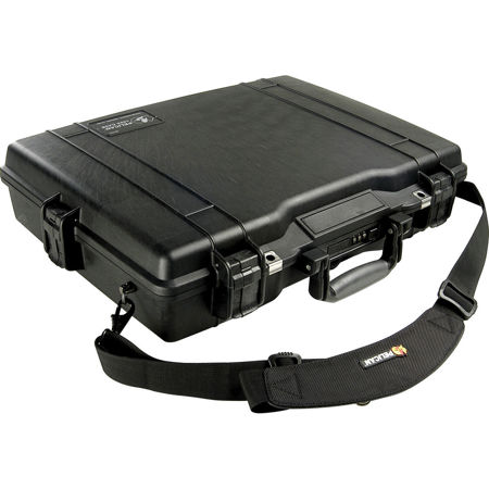 Pelican 1495 Watertight Protector Hard Case with Foam for 17" Notebook, Black