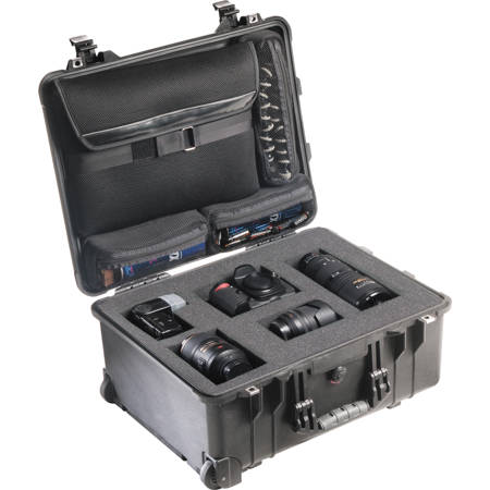 Pelican Case 1560, Wheeled FULL FOAM, 20.37x15.43x9