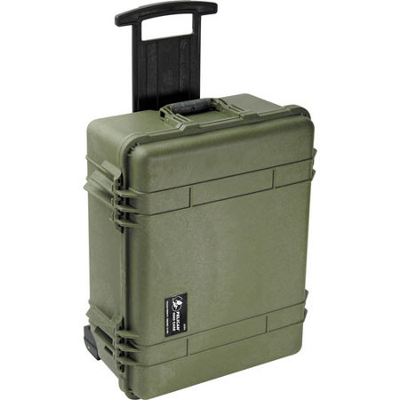 Pelican 1560 Watertight Hard Case without Foam Insert, with Wheels - Green