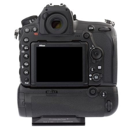 ProMediaGear Bracket Plate w/MB-D18 Grip for Nikon D850 Digital