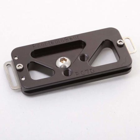 ProMediaGear PC7D Arca Swiss Style Camera Plate for Canon 7D without Grip
