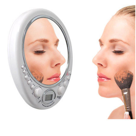 PyleHome Fog Free Oval Shaving Mirror Water Resistant Shower AM/FM Clock Radio