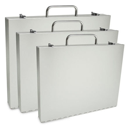 Pina Zangaro Camden Portfolio Case13.875x19.875x1.875in