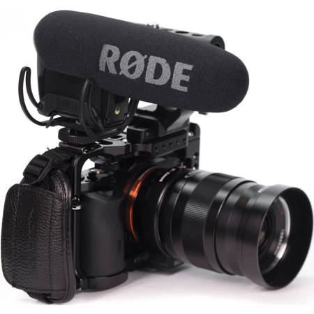 Rode VideoMic Pro Directional On-Camera Microphone VIDEOMIC Rode VideoMic Pro Directional On-Camera Microphone VIDEOMIC