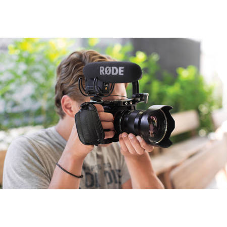 Rode VideoMic Pro Directional On-Camera Microphone VIDEOMIC Rode VideoMic Pro Directional On-Camera Microphone VIDEOMIC