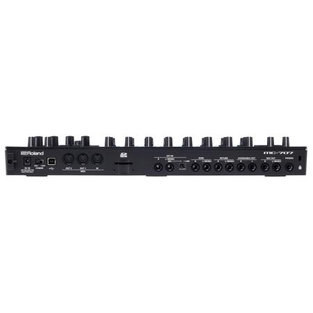 鍵盤楽器 MC-707 GROOVEBOX Roland Amazon.com: Roland MC-707 Groovebox Professional Music