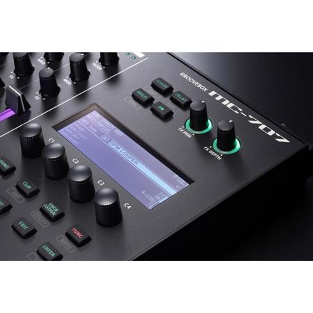 鍵盤楽器 MC-707 GROOVEBOX Roland Used Roland MC-707 Groovebox Production Controller | Guitar