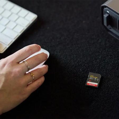 SanDisk Extreme PRO 2TB UHS-I U3 SDXC Memory Card SDSDXXD