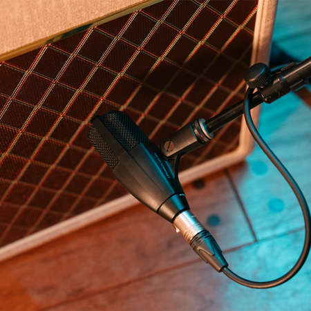 Sennheiser MD 421 KOMPAKT Multipurpose Dynamic Cardioid Microphone