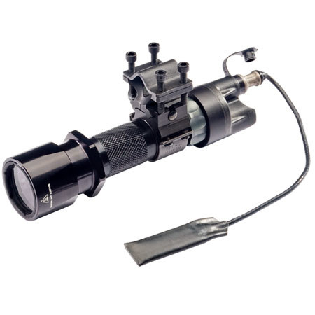 SureFire 660L LED Universal WeaponLight for Colt M4
