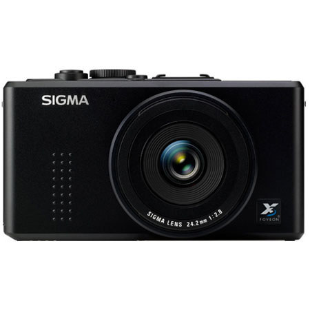 Sigma DP-2S Digital Point and Shoot Camera -BUNDLE- w/8GB + More #C75900