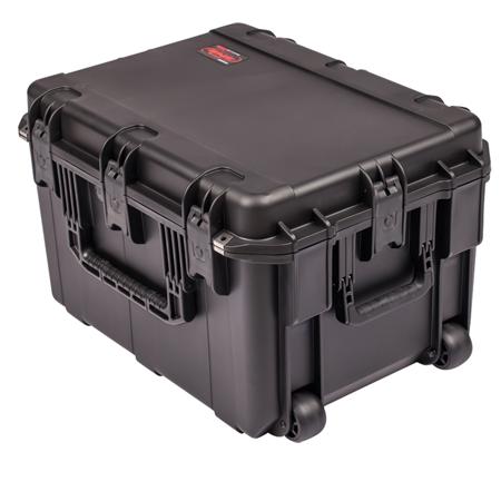SKB 23" x 17" x 14" w/Wheels Empty