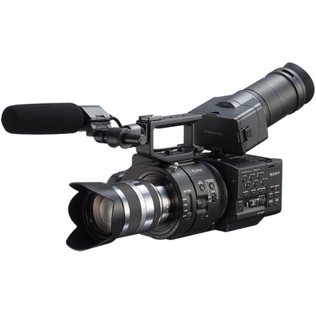 Sony NEXFS700UK 4K Sensor High Speed FS Series Camcorder with 18-200mm Lens