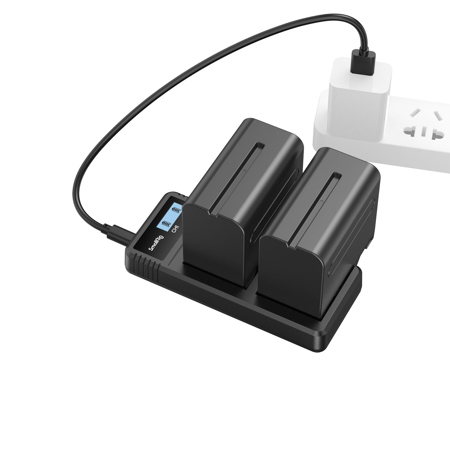 SmallRig 2x NP-F970 56.16Wh 7.2V 7800mAh Camera Battery and Dual Charger Kit