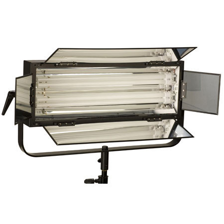 Smith-Victor FL-110, 2 Tube 110W, 5600k Light Bank