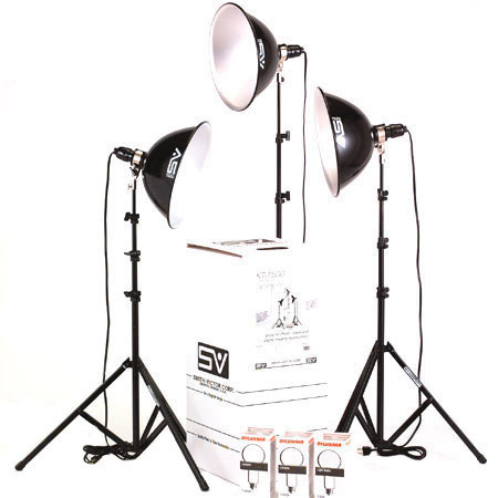 Smith-Victor Smith Victor KT1500 3-Light 1500-Watt Thrifty Photoflood Kit with Corrugated Carrying Case.