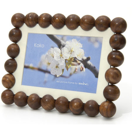 Swing Koko Vertical/Horizontal Frame for 4x6in, Walnut