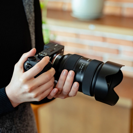 Tamron 35-100mm f/2.8 Di III VXD Lens for Sony E AFA078S700