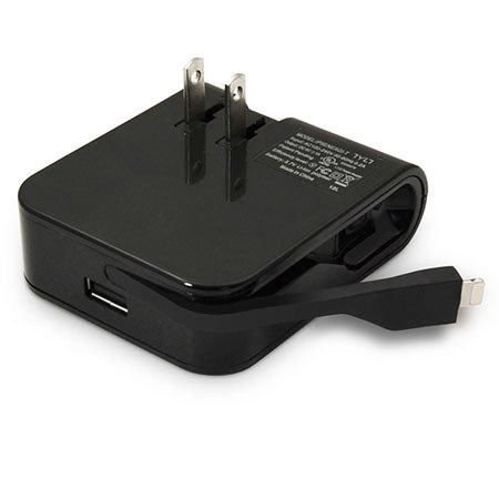 Tylt Energi Travel Charger with Built-in Battery and Lightning Connector