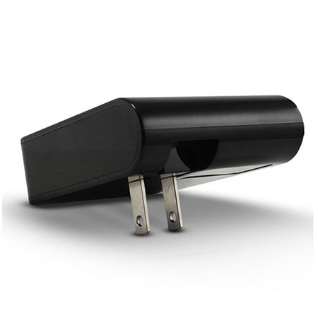 Tylt Energi Rechargeable Travel Charger with Built-in Battery and Micro-USB