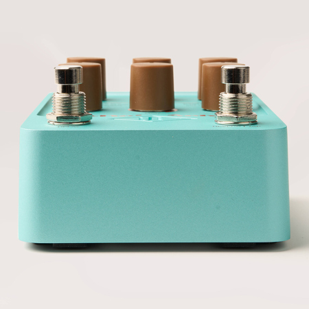 Universal Audio UAFX Del-Verb Ambience Companion Reverb and Delay Pedal