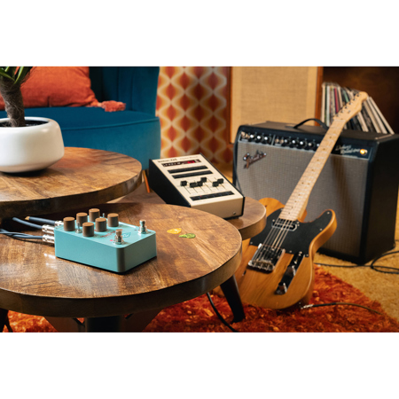 ギター universal audio Del-Verb Amazon.com: Universal Audio Del-Verb Ambience Companion