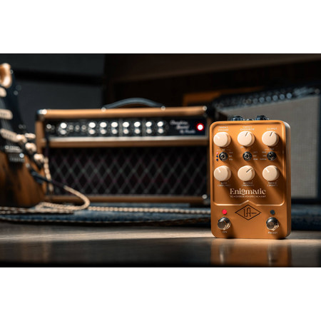 Universal Audio UAFX Enigmatic '82 Overdrive Special Amp Modeling