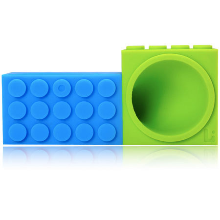 Urbano Design Silicone Amplifier for iPhone 4 / 4S, Green & Blue
