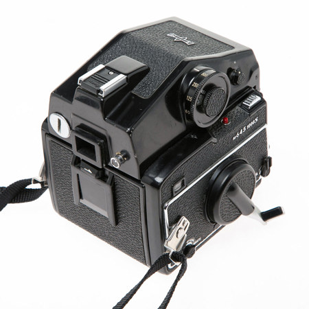 Mamiya M645 1000S Medium Format Camera with PDS AE Prism