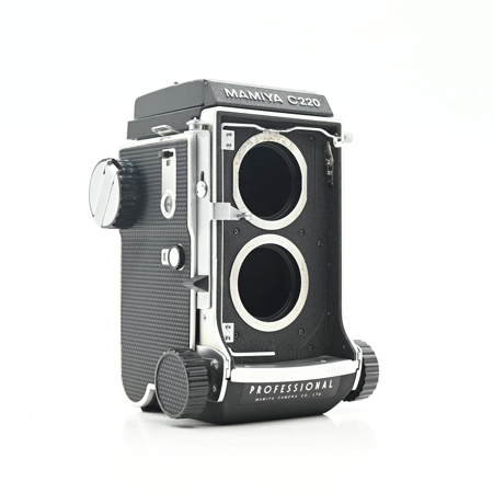 MAMIYA C-220 TLR W/WL FINDER
