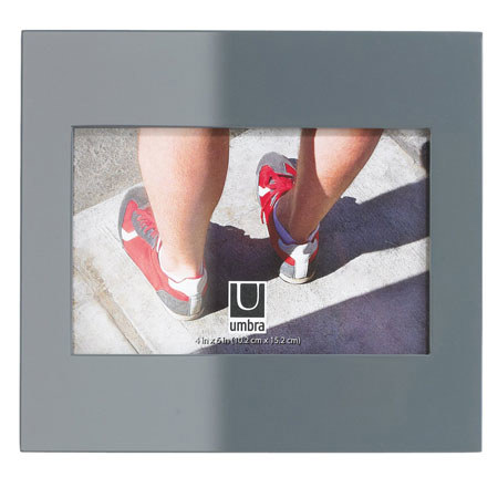 Umbra Simple Desktop Wood Frame with Glass for 4x6" Photograph, Charcoal