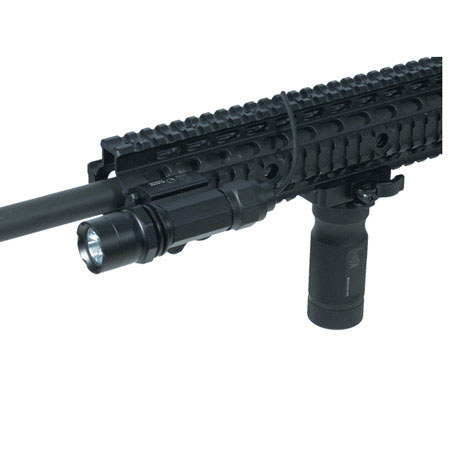 Leapers UTG SWATFORCE 4.3"/150 Lumen Combat LED Weapon Light